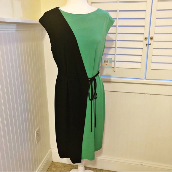 Suzi Chin for Maggy Boutique Dresses & Skirts - Suzi Chin Black & Green Colorblock Faux Wrap Dress
